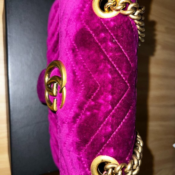 AUTHENTIC Gucci Velvet Small GG Marmont Shoulder Bag - Picture 4 of 9